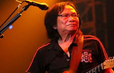 Musisi Tanah Air Ramai-ramai Berduka Atas Kepergian Yon Koeswoyo