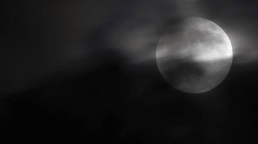 Malam ini Gerhana Bulan, Ini Penjelasan Hadits dan Pandangan Sains