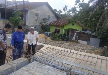 Pembangunan Jembatan Sail Molor, Rekanan Bakal Didenda
