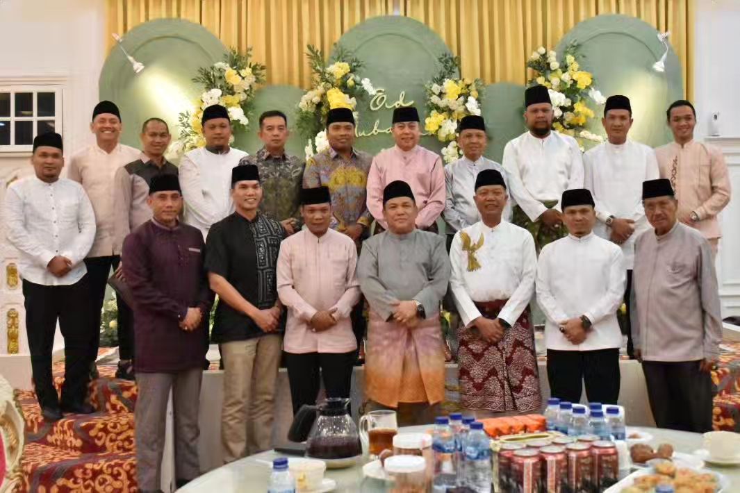 Pemimpin DPRD M Sabarudi Melaksanakan Acara Halal Bihalal Bersama Forkopimda Riau